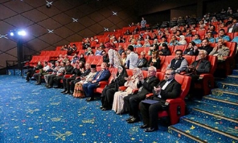 اعلام آمار فروش سینماهای کشور در فروردین‌ماه