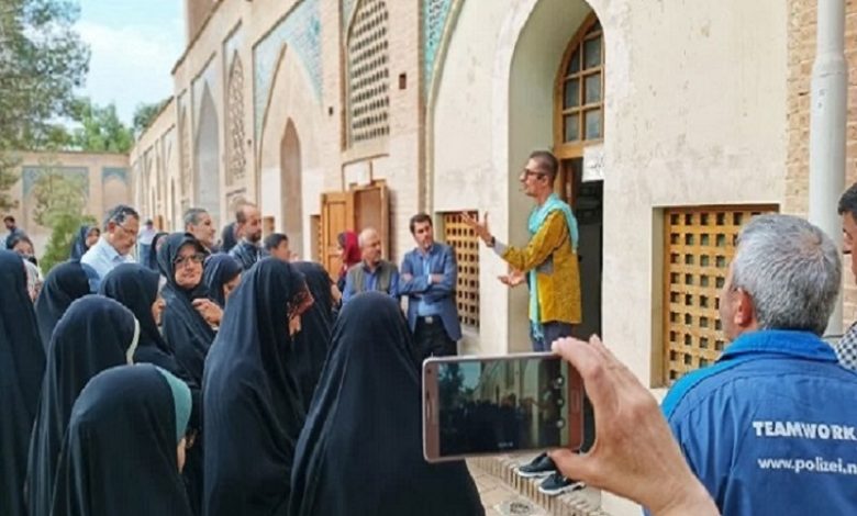 عنوان: میراث فرهنگی، پشتوانه‌ای برای خودباوری ایرانیان